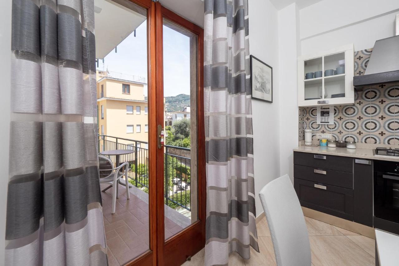 Parsano Suite - De Vivo Realty Sorrento Exteriör bild